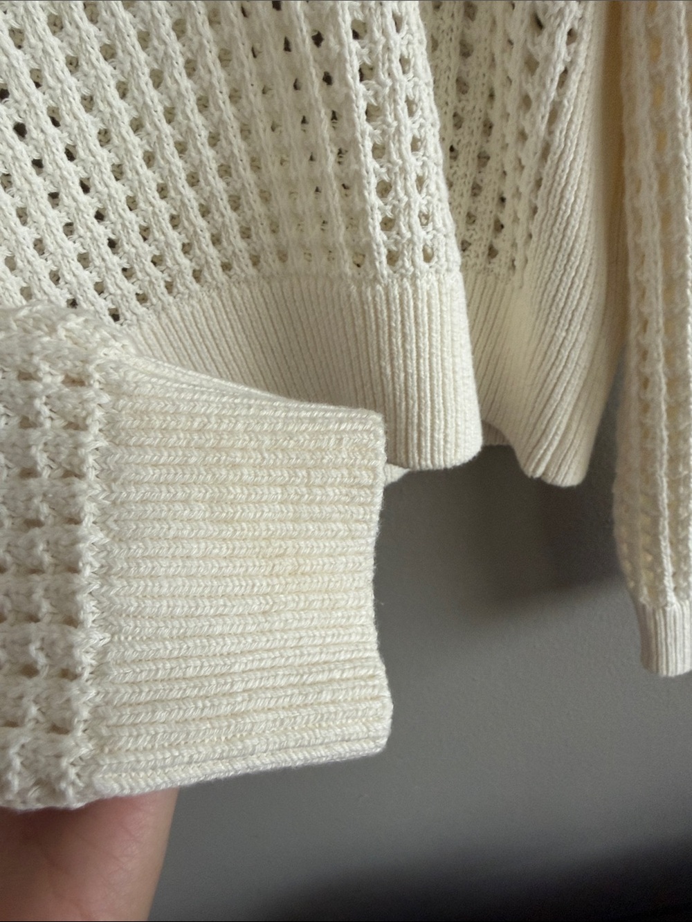 Old Navy Cream Open-Weave Crewneck Sweater - Picture 4 of 4